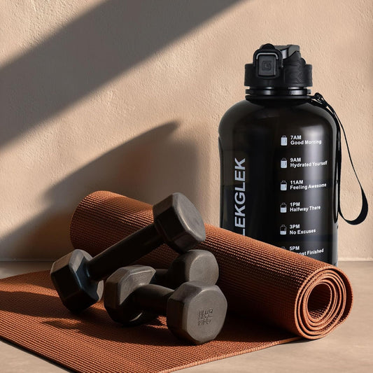 2 Litre Water Bottle with Straw, BPA Free Large Drinks Bottle for Gym, Office, Outdoors Sport (Black)