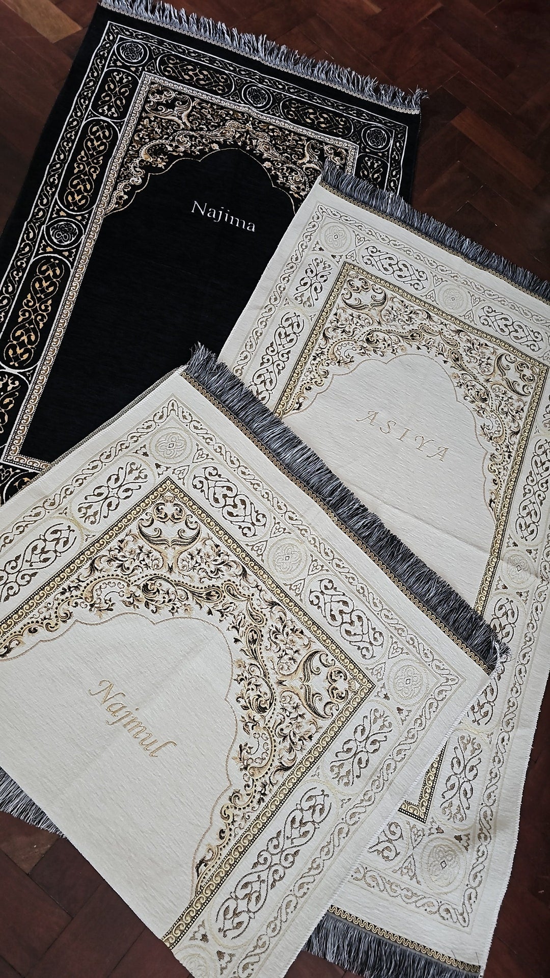 Embroidered Velvet Janamaz (Prayer Mat)